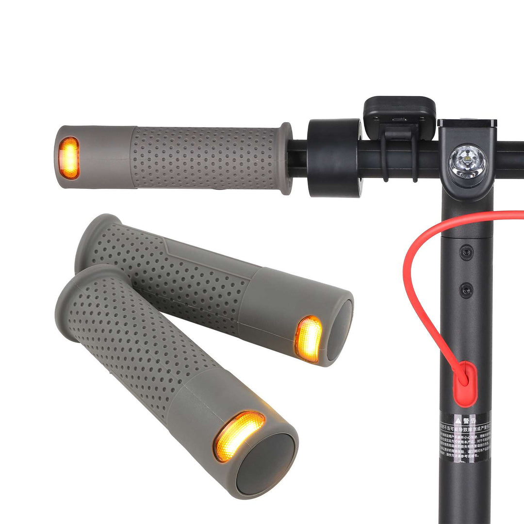 Gray Electric Scooter Turn Signal, USB Rechargeable Scooter Handle Grips,Smart Scooter Handlebar Warning Light with Remote Control, Waterproof Compatible with XIAOMI M365 Pro2 1S Ninebot G30 ES1 ES2 ES4 Electric Scooters