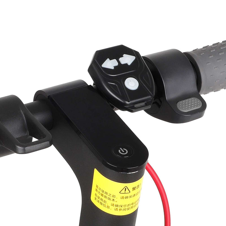 Remote Control Turn Signal Tail Light with Clips for Xiaomi M365 Pro 1S Pro2 MI3 MI4 4 Pro 4 Ultra G30 Max G30D and G30 Rear Fender LED Headlight 32 LED Super Bright Lamp Spotlights Mountain Bike Lights Universal Bicycle Waterproof Turn Signal