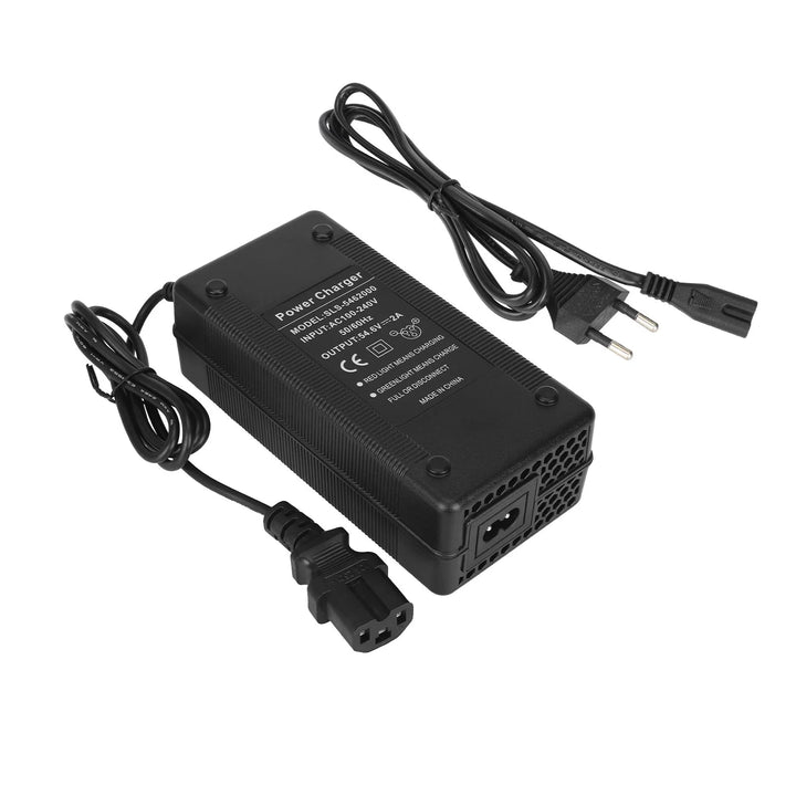 Caricabatterie da 48V a 54.6V2A con testa a spillo con spina EU Caricabatterie per batteria al litio con connettore a spillo e ventola per pacco batteria