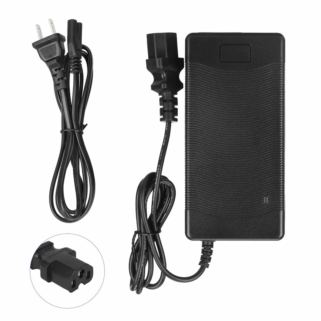 Caricabatterie da 48V a 54.6V2A con testa a spillo con spina EU Caricabatterie per batteria al litio con connettore a spillo e ventola per pacco batteria