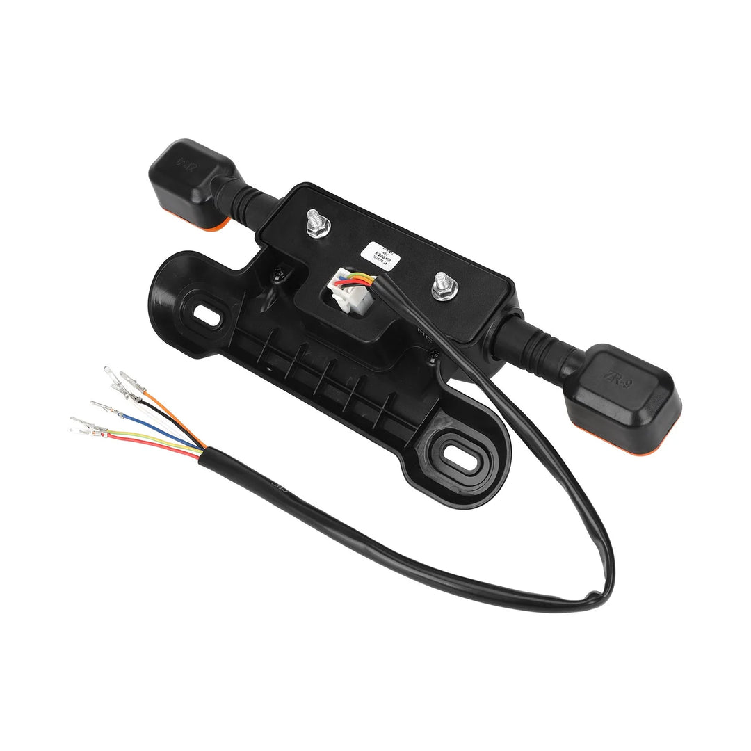 Fanalino posteriore 3-in-1 con funzione frecce per bici elettrica 48/60V Fanalino posteriore funzione freno 48V 60V Fanale stop Segnalatore di direzione Fanale posteriore