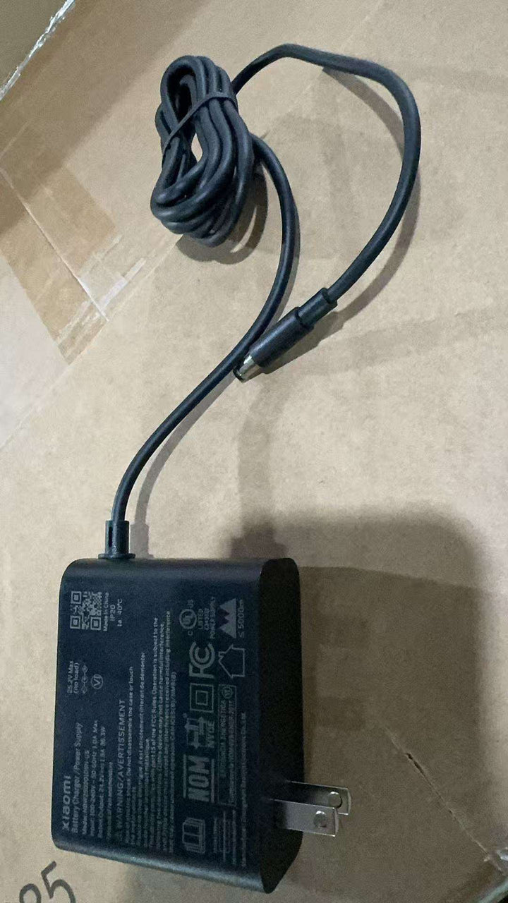 Original 24.2V1.5A Charger with DC2.1 Head EU Plug Li-ion Battery Charger for Electric Bike Bicycle Kick Scooter with DC2.1 Plug Smart Charger for Xiaomi 4 Lite 2nd Gen Xiaomi 6 Electric Scooter