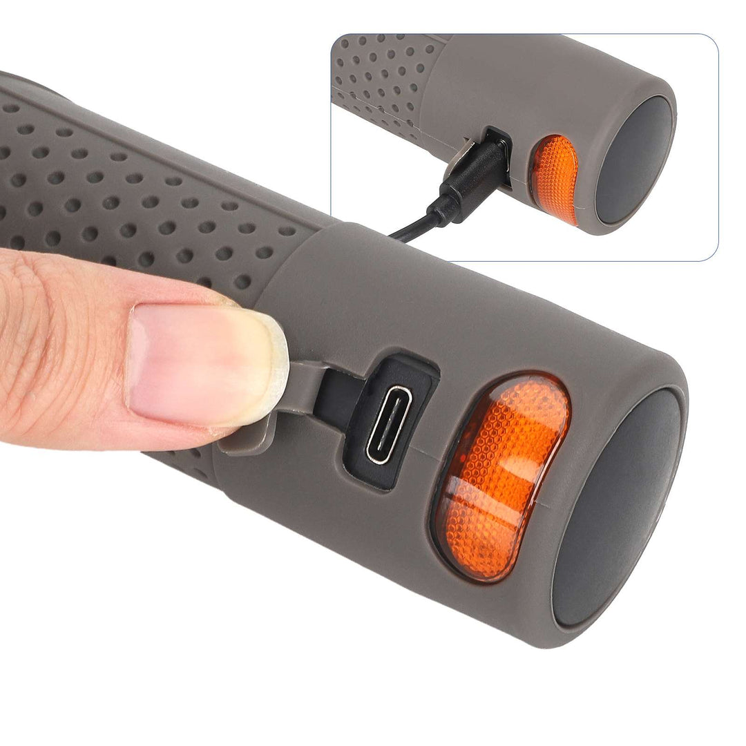 Gray Electric Scooter Turn Signal, USB Rechargeable Scooter Handle Grips,Smart Scooter Handlebar Warning Light with Remote Control, Waterproof Compatible with XIAOMI M365 Pro2 1S Ninebot G30 ES1 ES2 ES4 Electric Scooters
